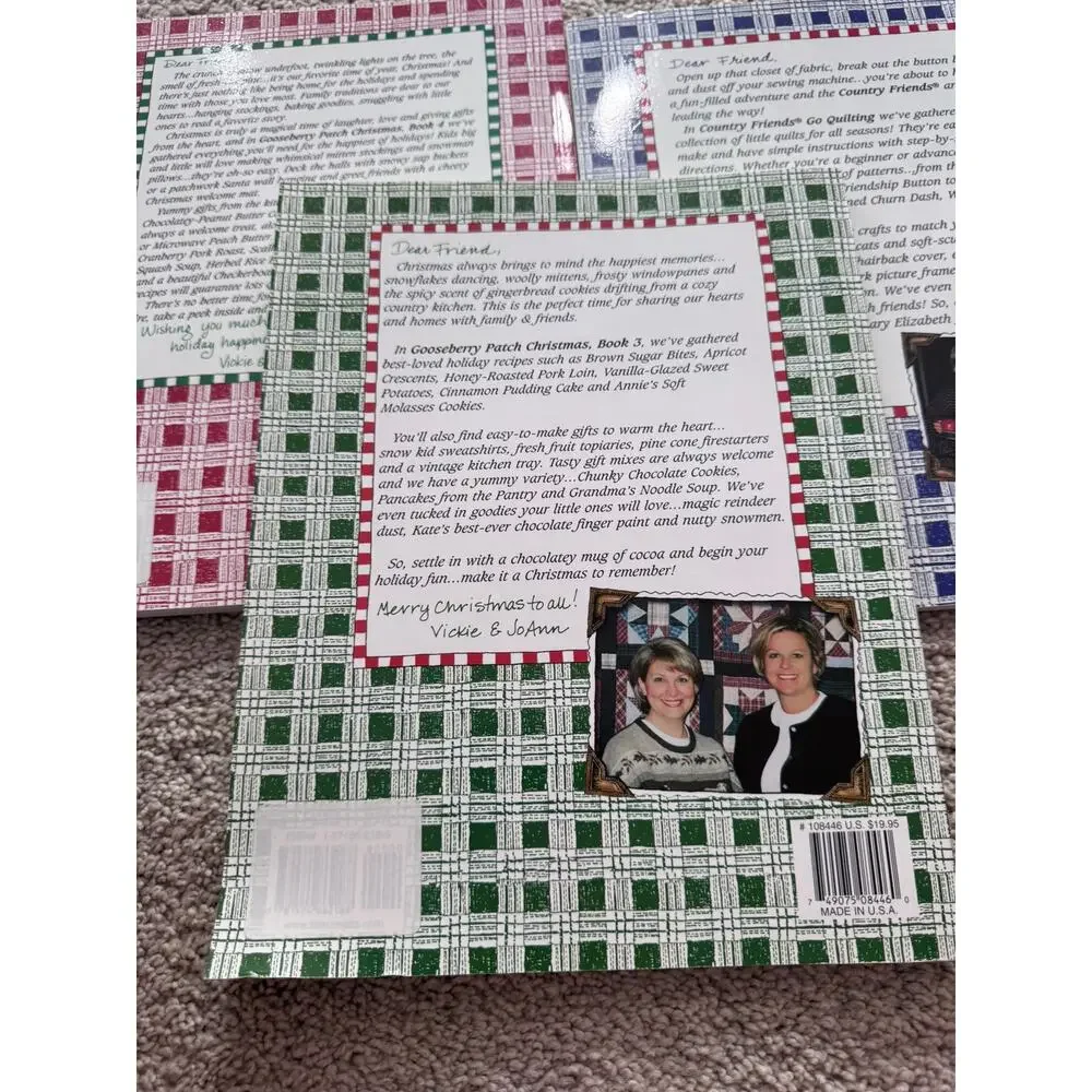 LOT of 3 Gooseberry Patch Christmas Books 3 & 4 & Country Friends Go Quilting